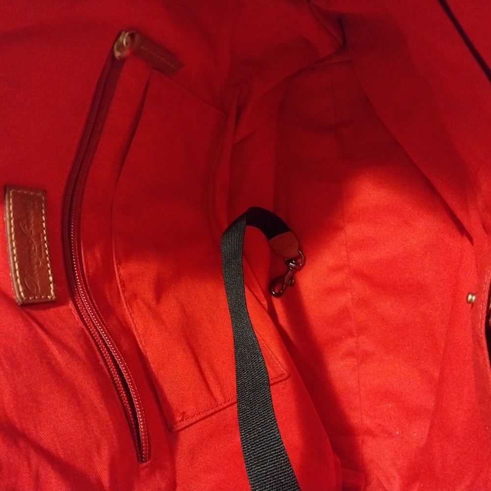 Beautiful Red Dooney tote - Picture 4 of 7